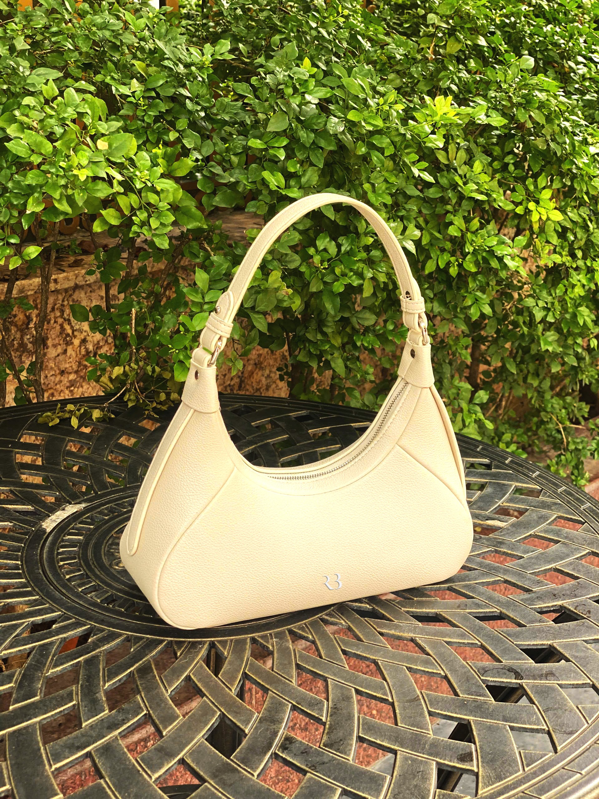 RB-TX04 White